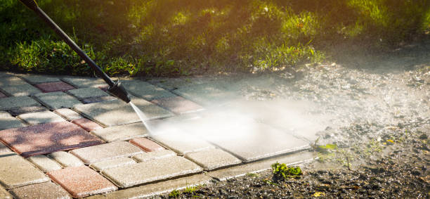 Best Pool Deck Cleaning  in Sound Beach, NY